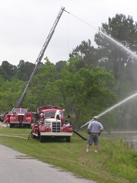 Pumpnic 2 May 2008.JPG