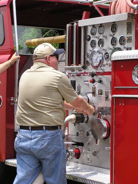 Treadway 1981 Mack 7 May 2008.JPG