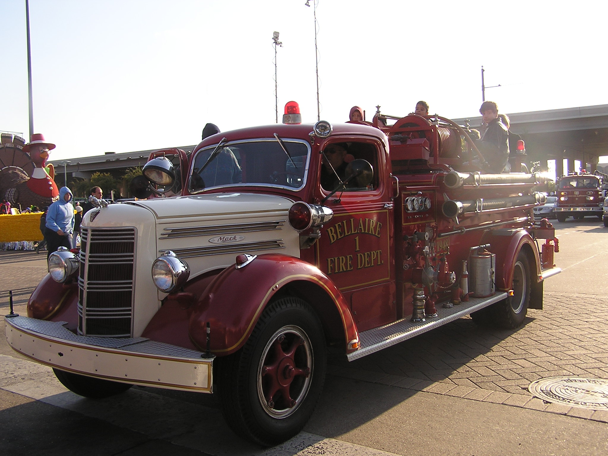 Thankgiving Parade Nov 2007 026.jpg