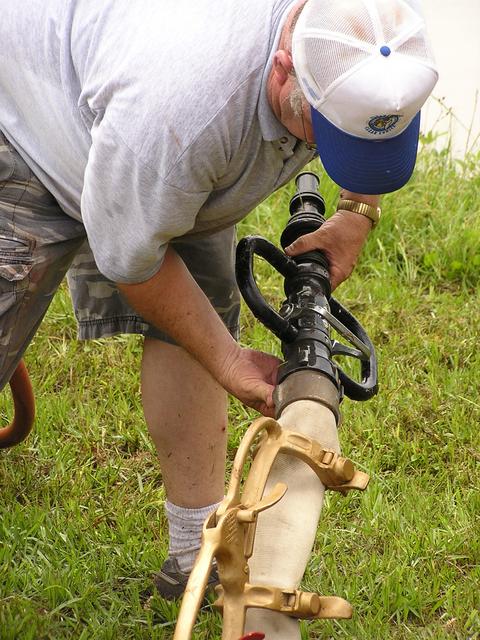 Clinton Nozzle Attachment May 2008.JPG